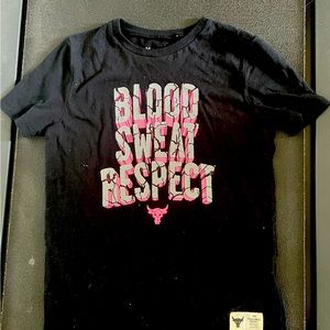 Barley used black project rock boys T-shirt (all offers will be considered)